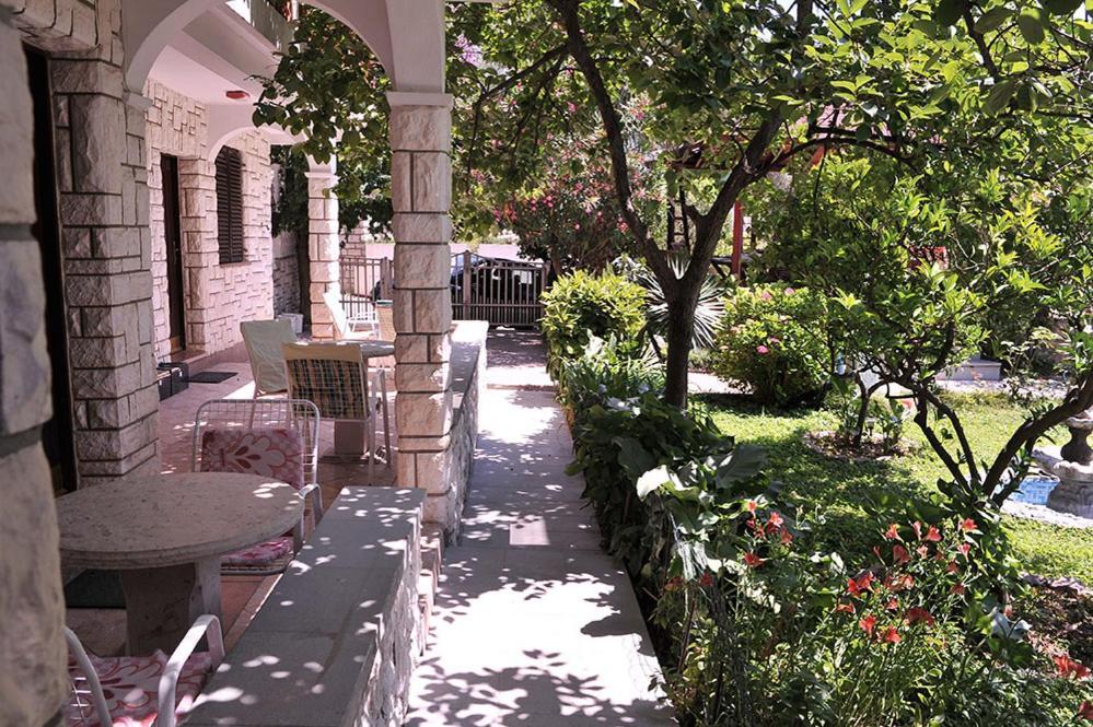 Vila Mila Petrovac Exterior foto