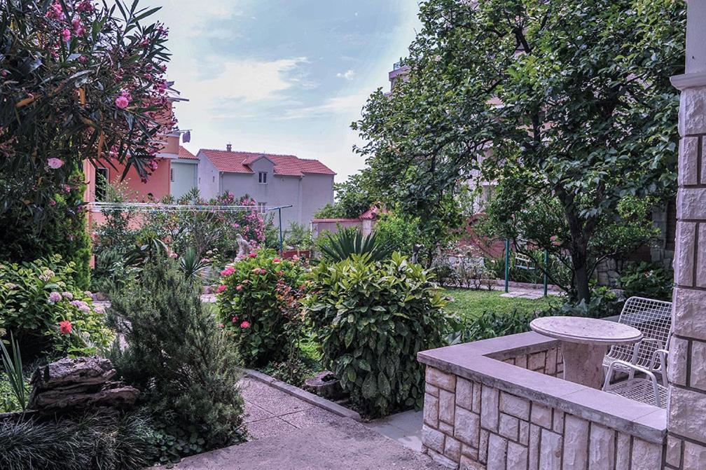 Vila Mila Petrovac Exterior foto